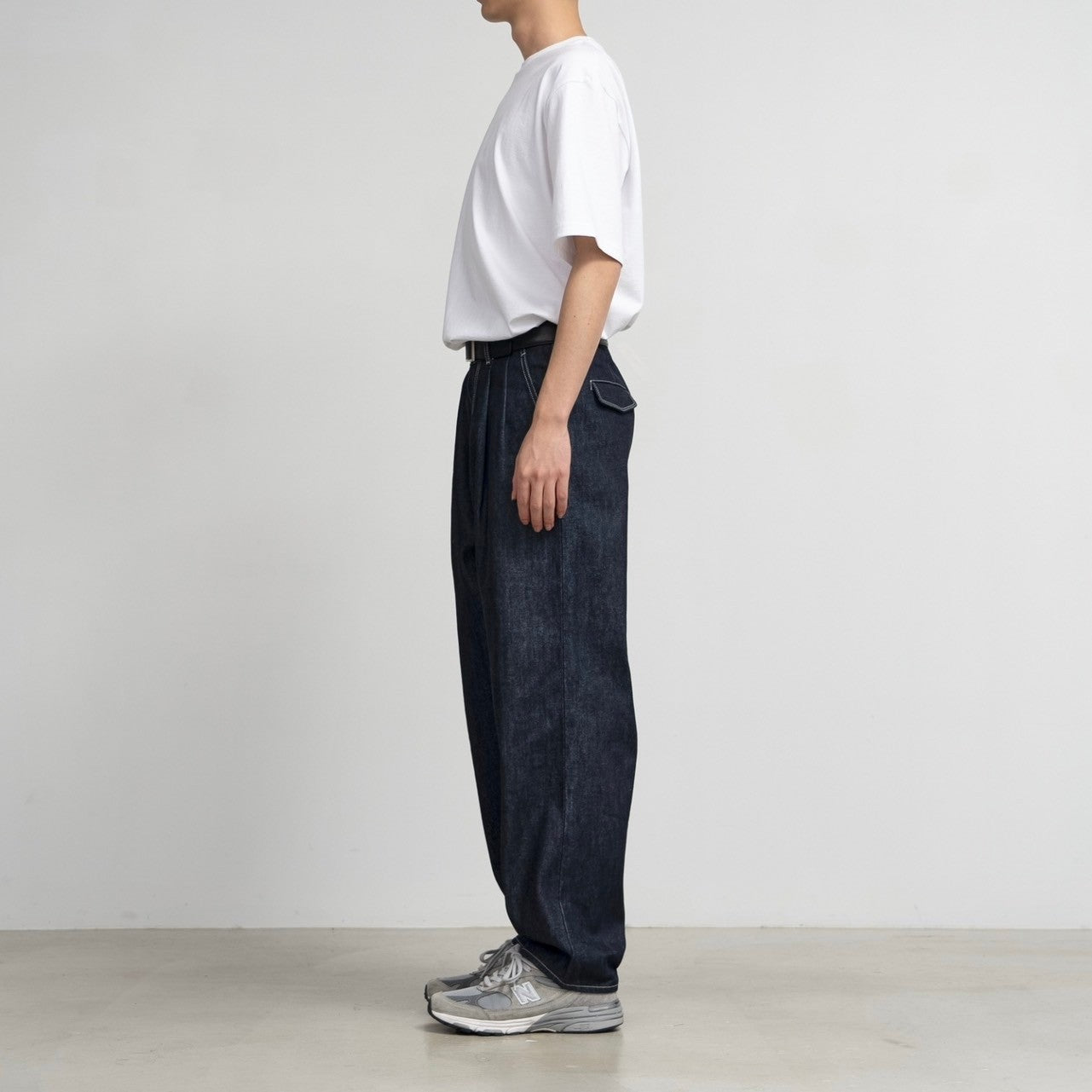 Selvage Denim Two Tuck Tapered Pants / RIGID